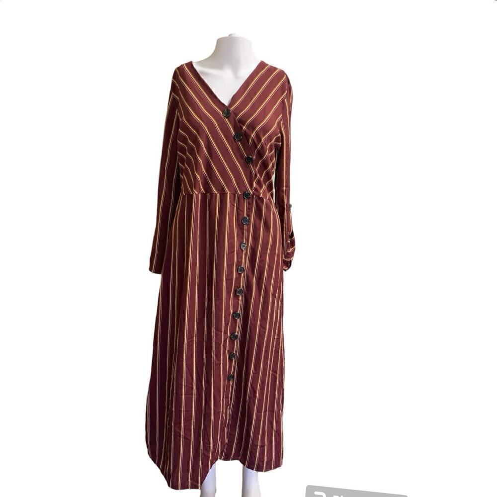 Sweet Claire Womens Size Large Button Front Dress Burgundy Striped Tie Waist NWT